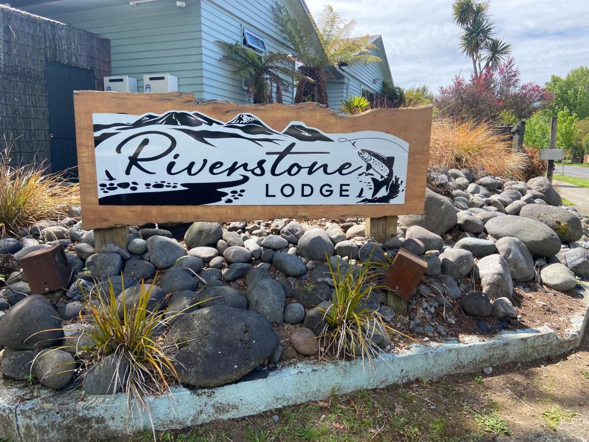 Riverstone Lodge Turangi Exterior foto